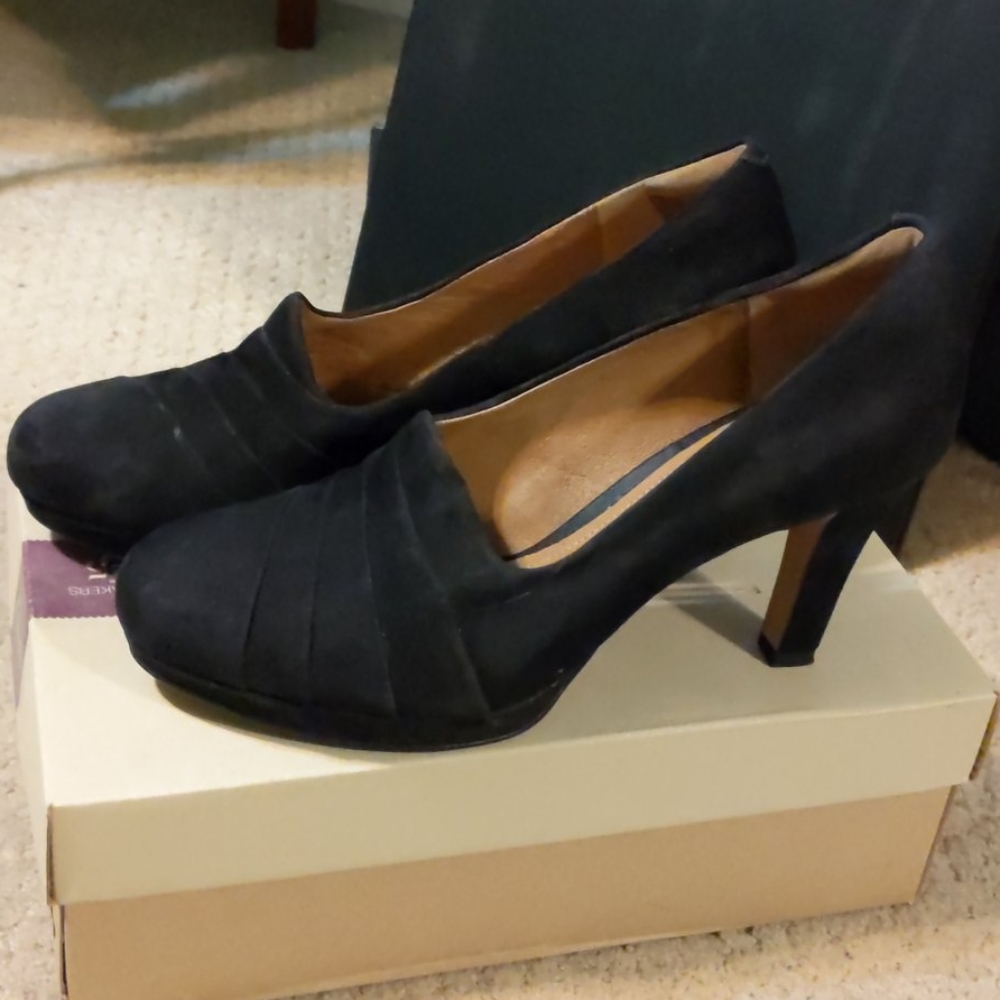 Clarks heels